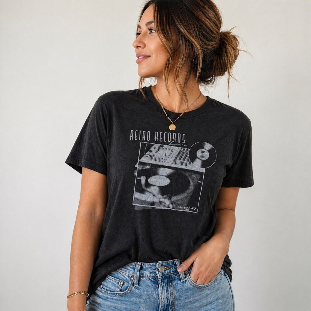 Aerie Gray Retro Records Graphic Tee Vinyl Turntable Short Sleeve Sz L
